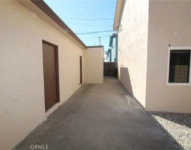 1010 E 32nd - Photo Thumbnail 20