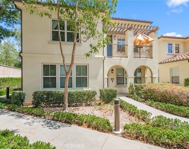 166 Coralwood - Photo Thumbnail 2