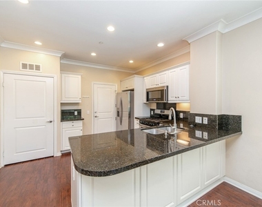 166 Coralwood - Photo Thumbnail 6