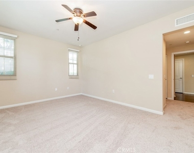 166 Coralwood - Photo Thumbnail 15