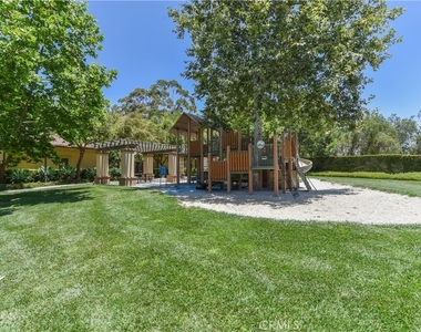 166 Coralwood - Photo Thumbnail 32