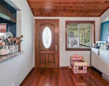 2642 Westminster Place - Photo Thumbnail 6