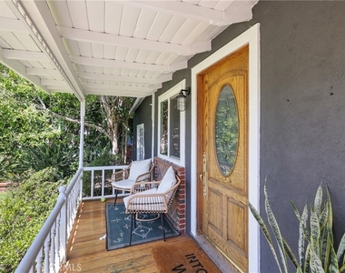2642 Westminster Place - Photo Thumbnail 5