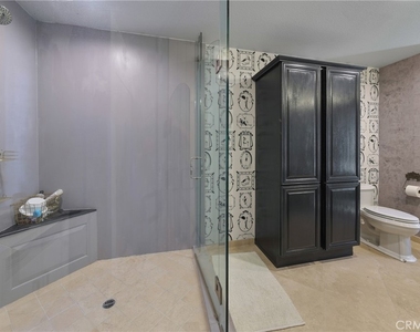 2642 Westminster Place - Photo Thumbnail 21
