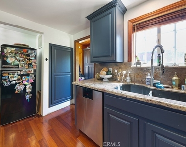 2642 Westminster Place - Photo Thumbnail 14