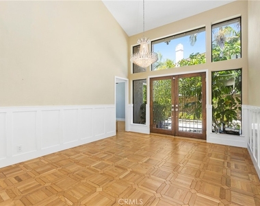 22931 Calle Azorin - Photo Thumbnail 8