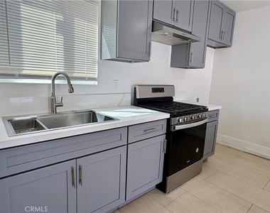 296 N Allen - Photo Thumbnail 8