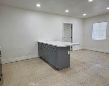 296 N Allen - Photo Thumbnail 10
