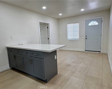 296 N Allen - Photo Thumbnail 11