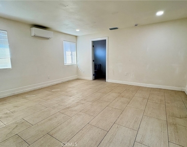 296 N Allen - Photo Thumbnail 16