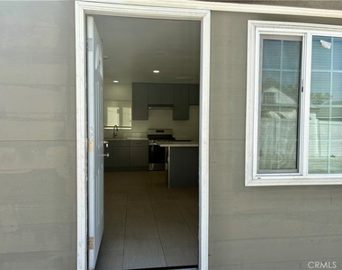 296 N Allen - Photo Thumbnail 25