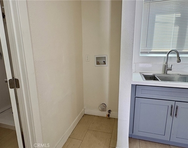 296 N Allen - Photo Thumbnail 4