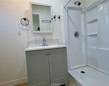296 N Allen - Photo Thumbnail 20