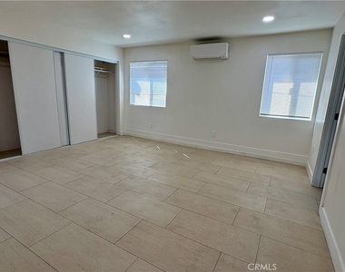 296 N Allen - Photo Thumbnail 15
