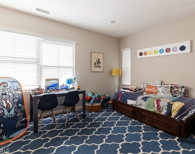 70 Somerton - Photo Thumbnail 7