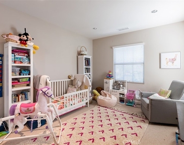 70 Somerton - Photo Thumbnail 9