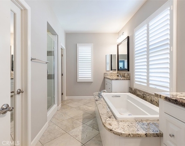 70 Somerton - Photo Thumbnail 13