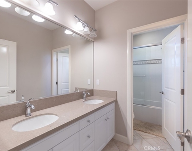 70 Somerton - Photo Thumbnail 8
