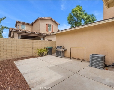 217 Wicker - Photo Thumbnail 23