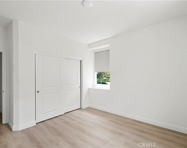 217 Wicker - Photo Thumbnail 10