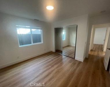 23582 Milano - Photo Thumbnail 25