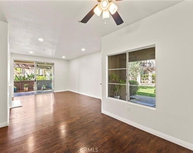 2960 Champion Way - Photo Thumbnail 5