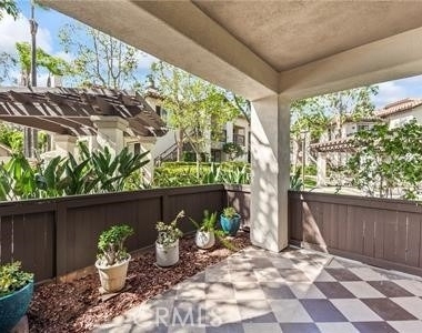 2960 Champion Way - Photo Thumbnail 22