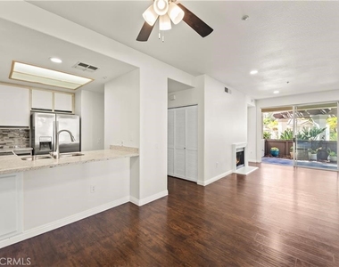 2960 Champion Way - Photo Thumbnail 6