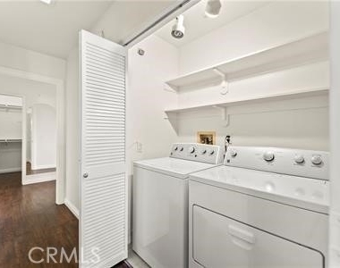 2960 Champion Way - Photo Thumbnail 20