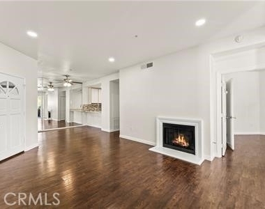 2960 Champion Way - Photo Thumbnail 3