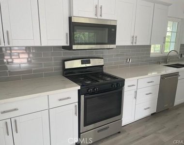 12472 Woodlawn - Photo Thumbnail 4