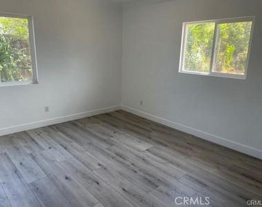 12472 Woodlawn - Photo Thumbnail 9