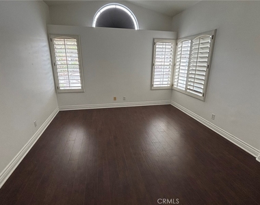 3 Cambria - Photo Thumbnail 6