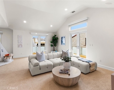 1554 E Oceanfront - Photo Thumbnail 26