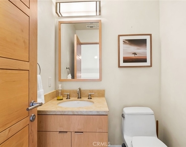 1554 E Oceanfront - Photo Thumbnail 39