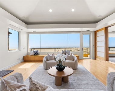 1554 E Oceanfront - Photo Thumbnail 4