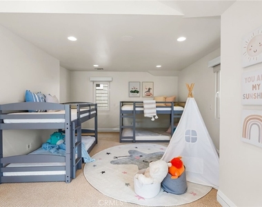1554 E Oceanfront - Photo Thumbnail 29