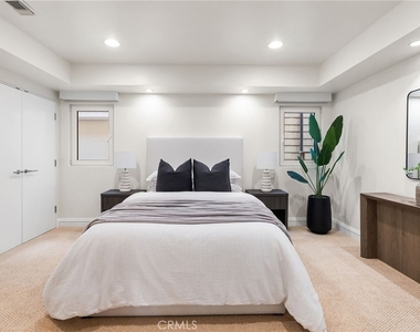 1554 E Oceanfront - Photo Thumbnail 20