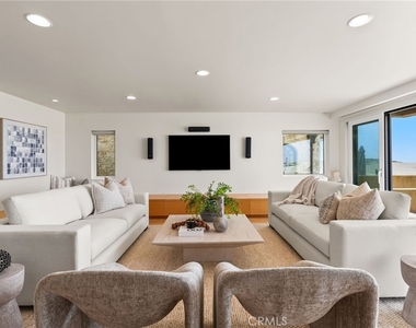 1554 E Oceanfront - Photo Thumbnail 7