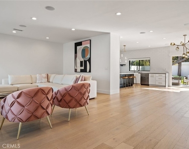2402 Orchid Hill Place - Photo Thumbnail 4