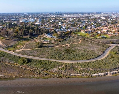 2402 Orchid Hill Place - Photo Thumbnail 29