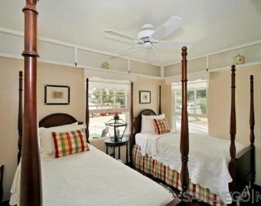307 Rosemont - Photo Thumbnail 10
