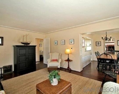 307 Rosemont - Photo Thumbnail 4