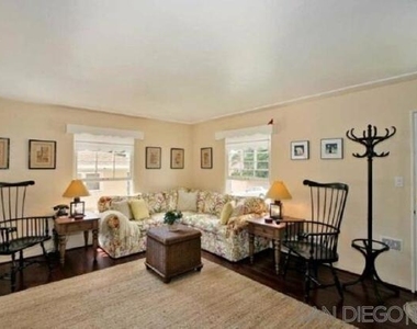 307 Rosemont - Photo Thumbnail 2