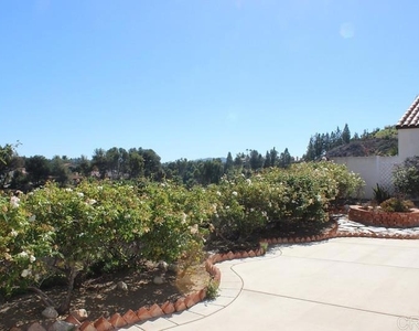18159 Colonnades Place - Photo Thumbnail 17