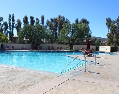 18159 Colonnades Place - Photo Thumbnail 22