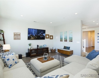 16307 Veridian Circle - Photo Thumbnail 2