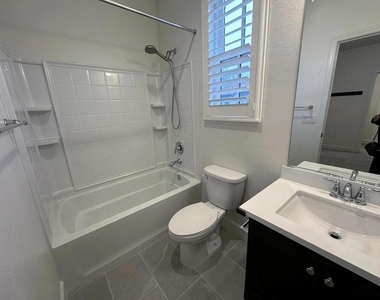 33411 Madelyn Terrace - Photo Thumbnail 13