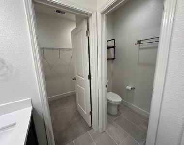 33411 Madelyn Terrace - Photo Thumbnail 11
