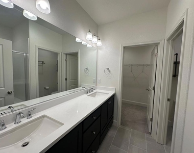 33411 Madelyn Terrace - Photo Thumbnail 9